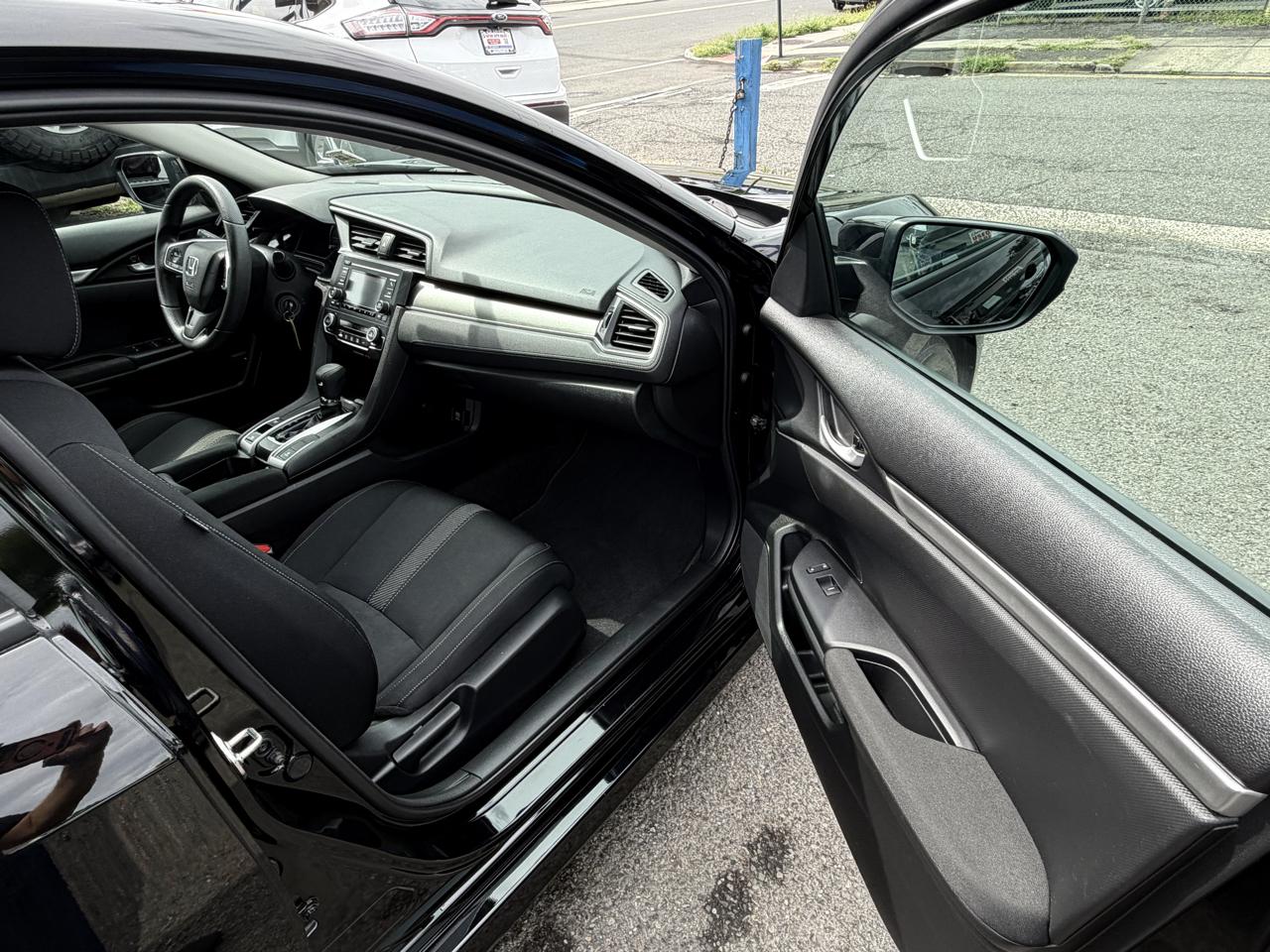 Honda Civic LX Sedan CVT 2018
