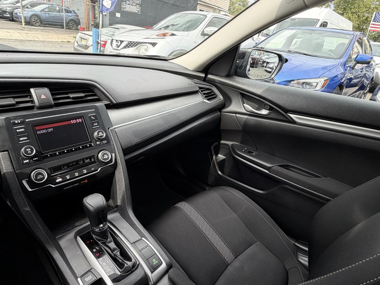 Honda Civic LX Sedan CVT 2018