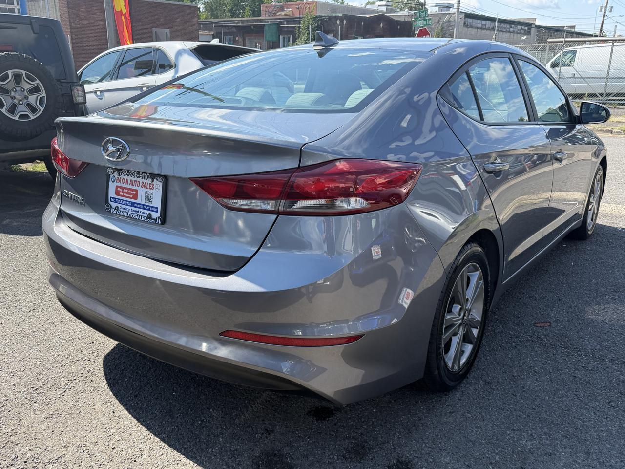 Hyundai Elantra Limited 2018