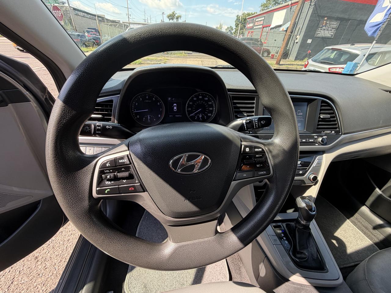 Hyundai Elantra Limited 2018