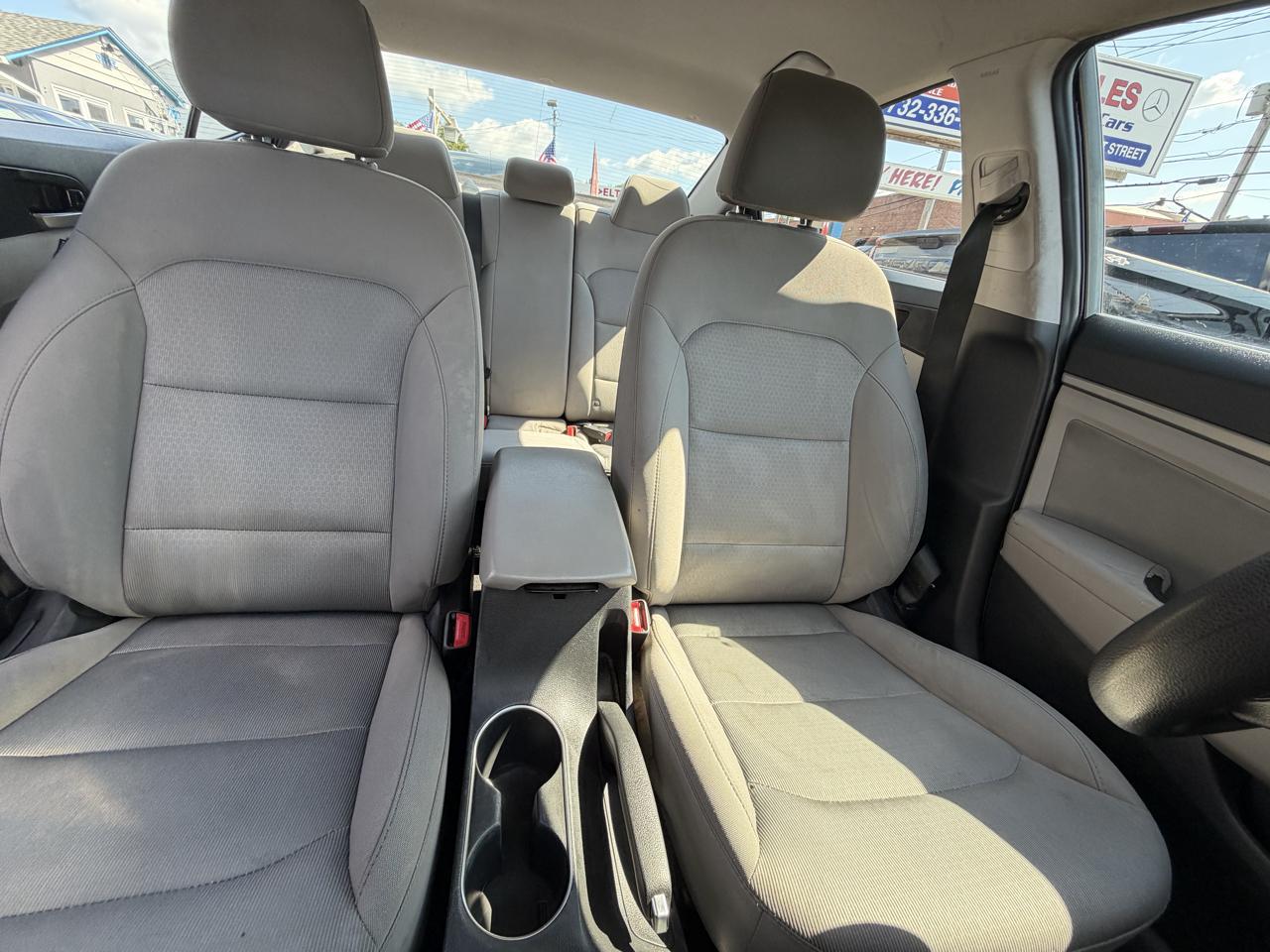Hyundai Elantra Limited 2018
