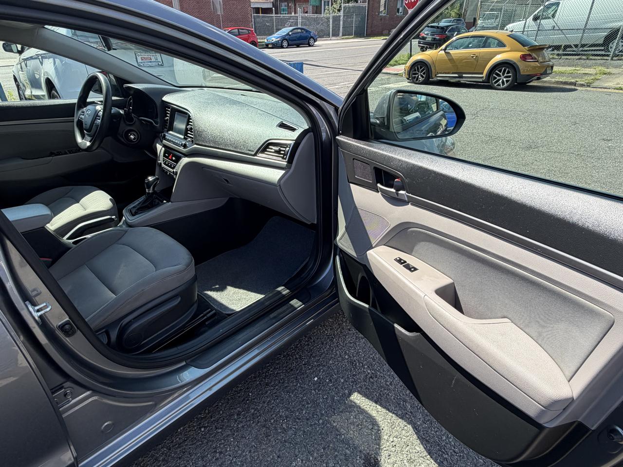 Hyundai Elantra Limited 2018