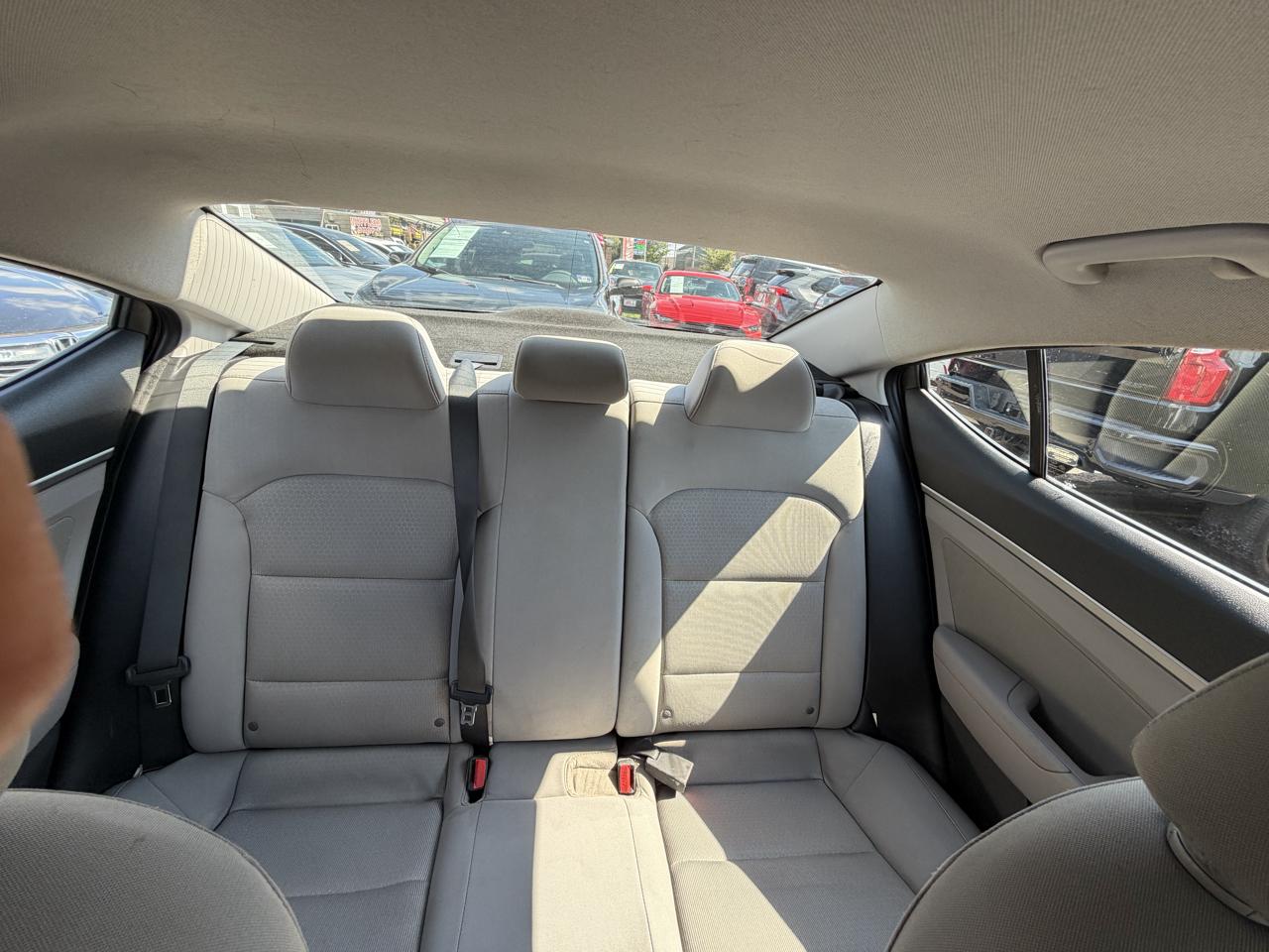Hyundai Elantra Limited 2018