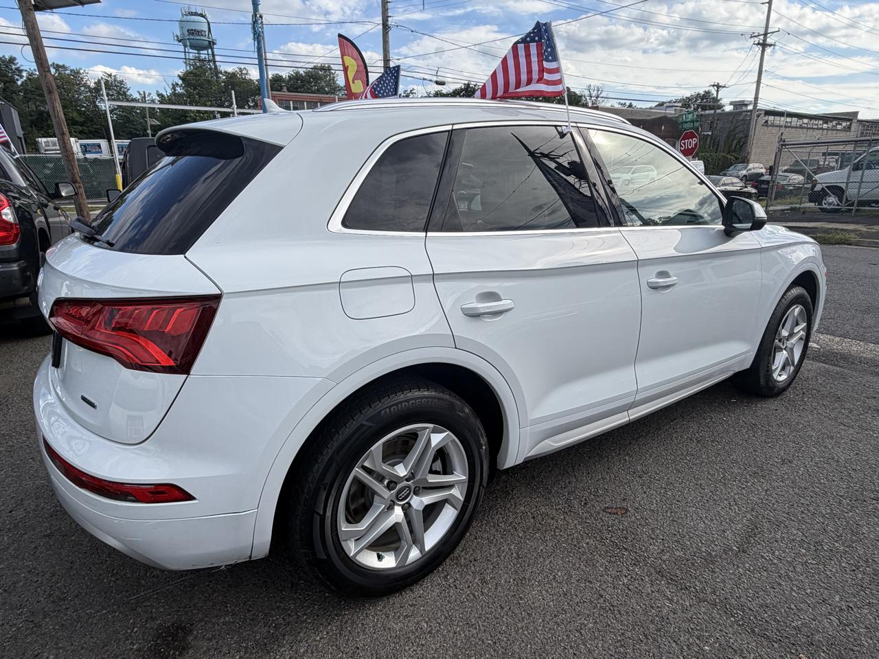 Audi Q5 2.0T Premium quattro 2019