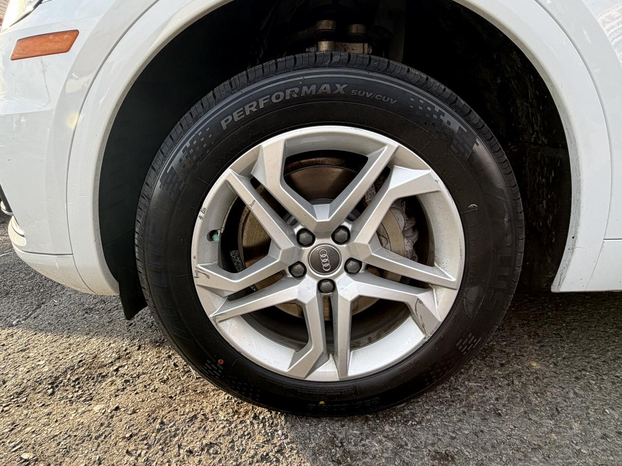 Audi Q5 2.0T Premium quattro 2019