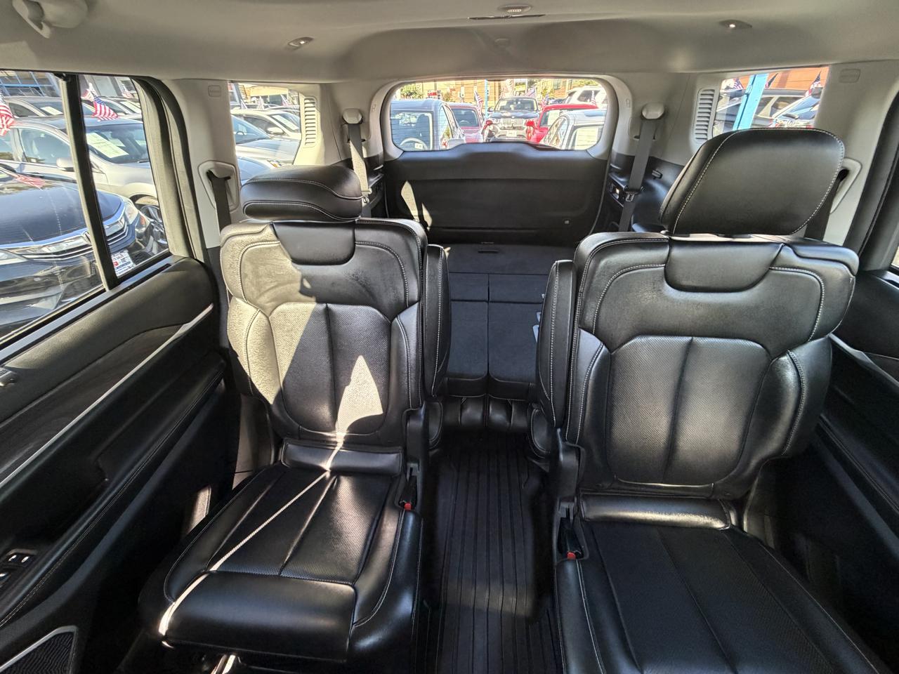 Jeep Grand Cherokee L Limited 4WD 2022