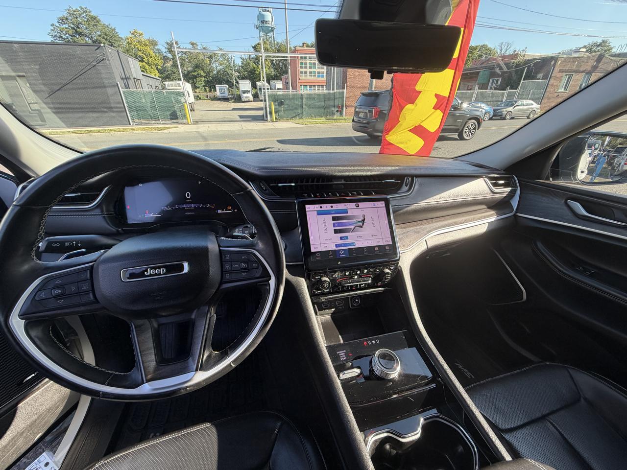 Jeep Grand Cherokee L Limited 4WD 2022