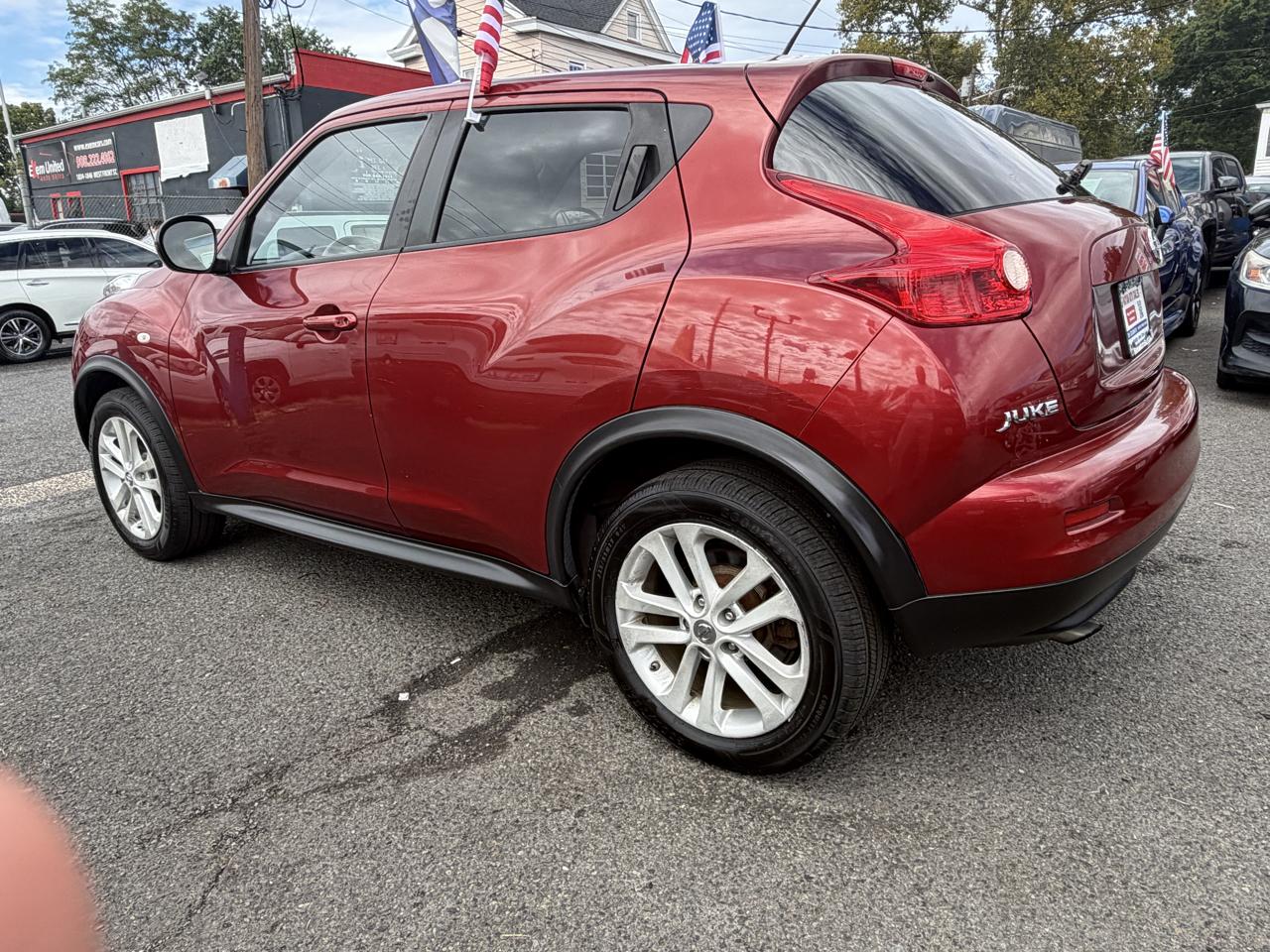 Nissan Juke S AWD 2013