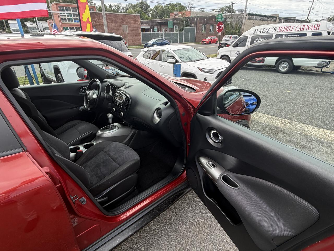 Nissan Juke S AWD 2013