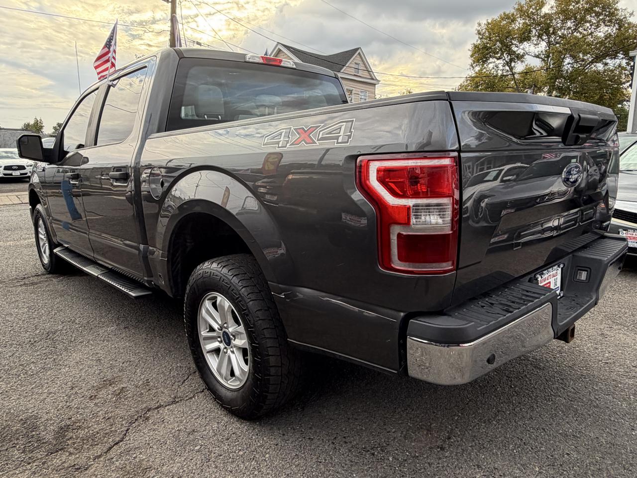 Ford F-150 XLT SuperCrew 5.5-ft. Bed 4WD 2018
