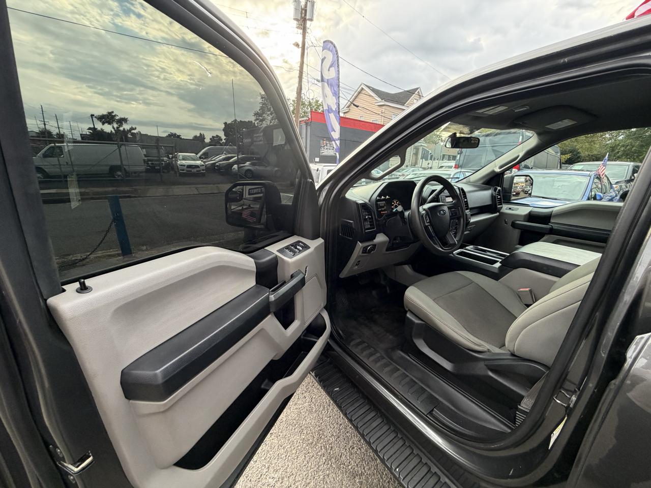 Ford F-150 XLT SuperCrew 5.5-ft. Bed 4WD 2018