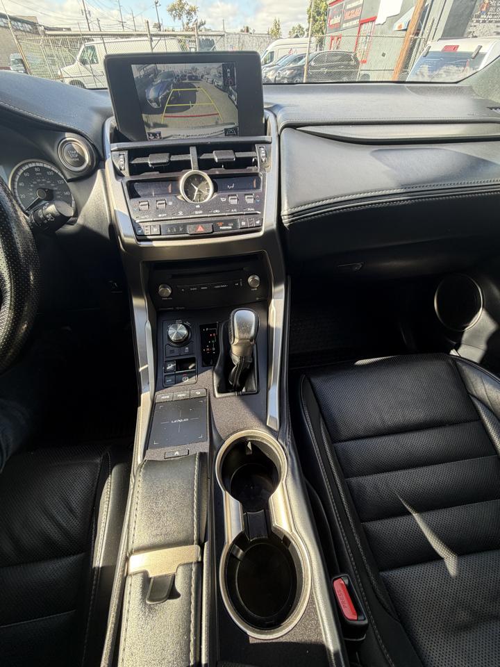 Lexus NX 300 F SPORT AWD 2020