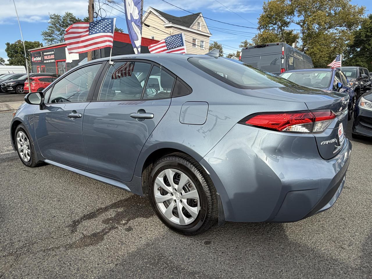 Toyota Corolla LE 2021