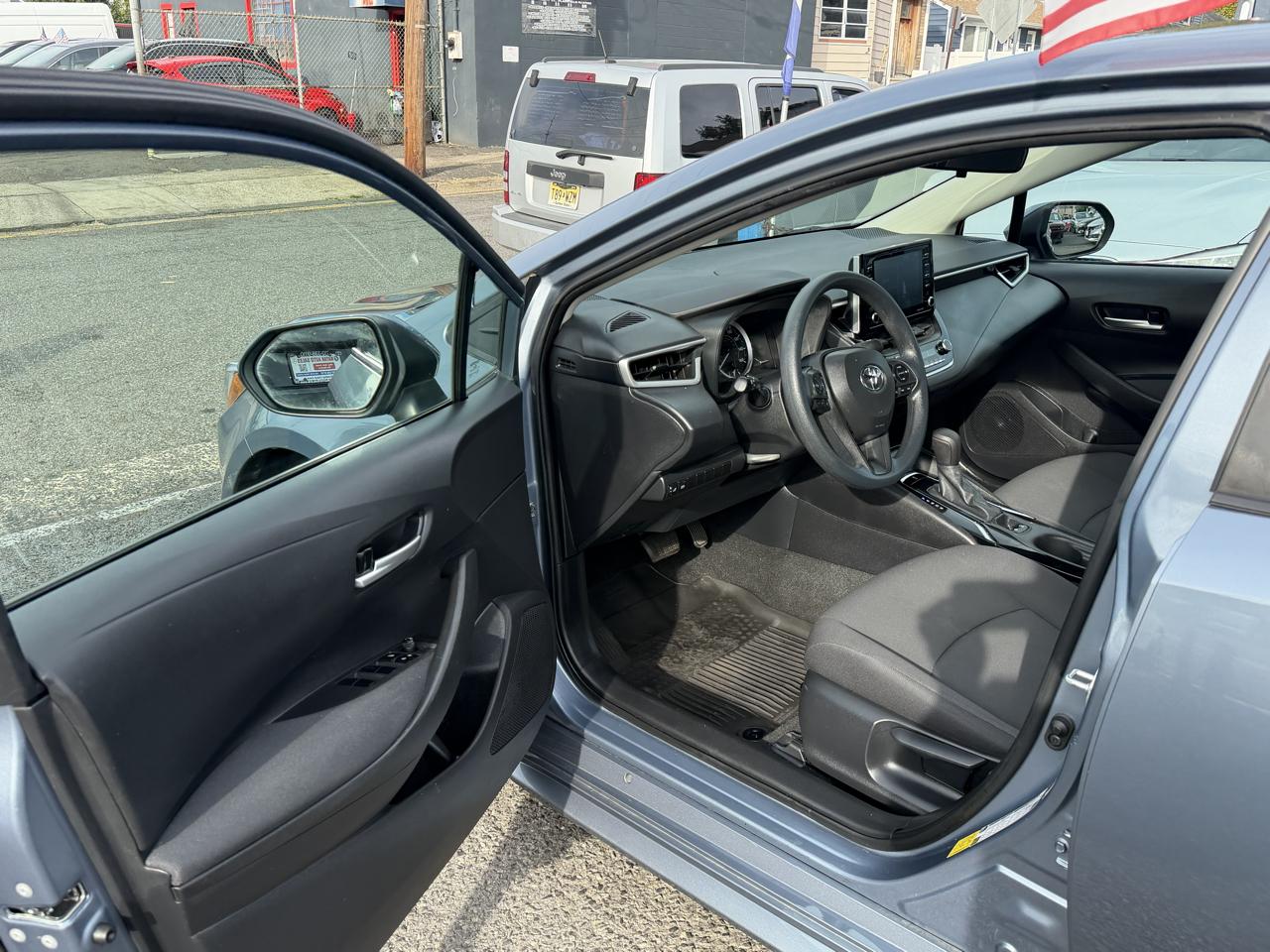 Toyota Corolla LE 2021