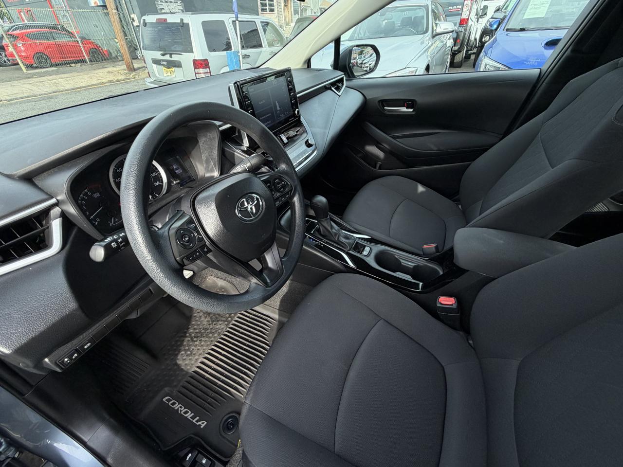Toyota Corolla LE 2021