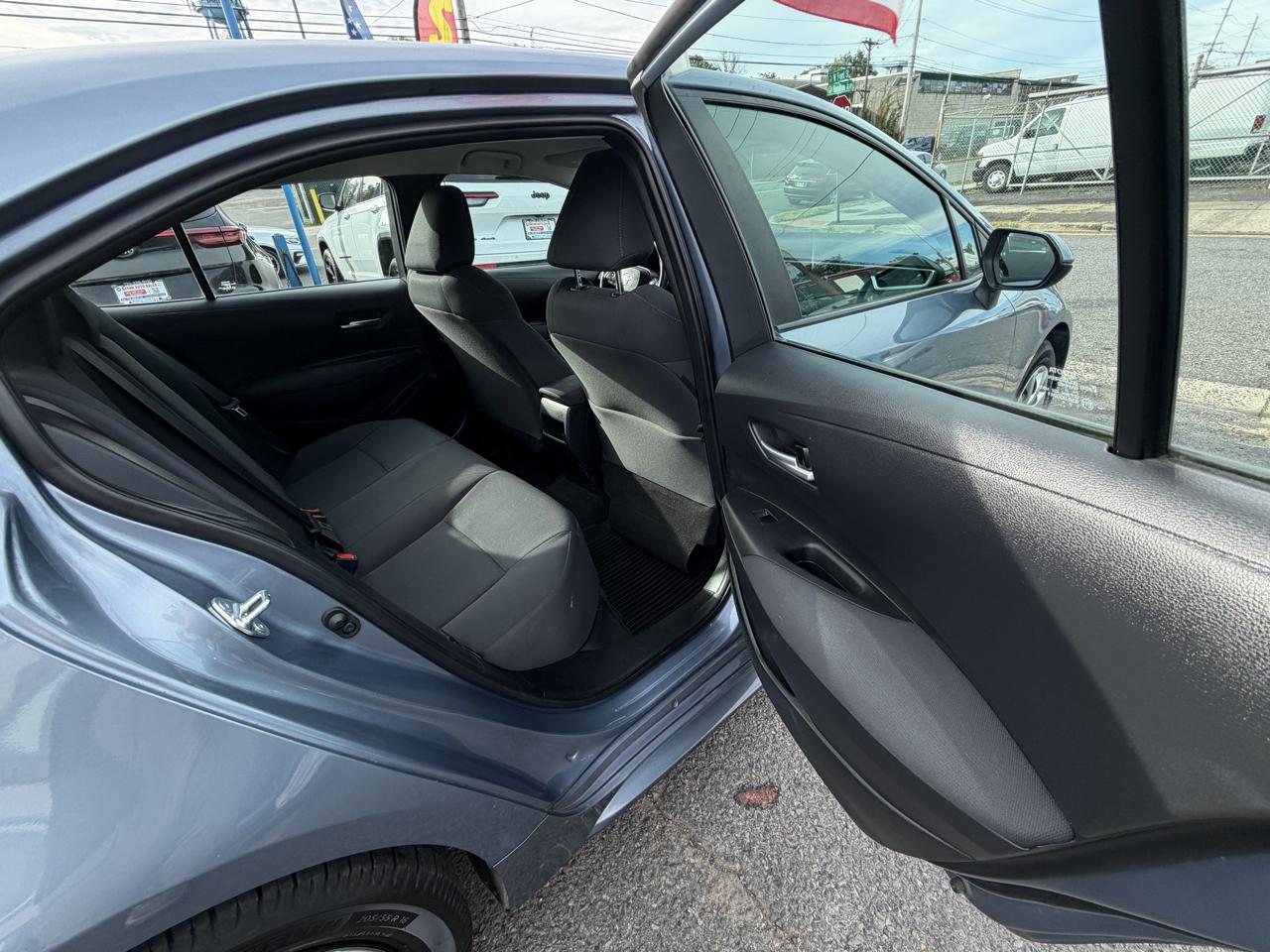 Toyota Corolla LE 2021