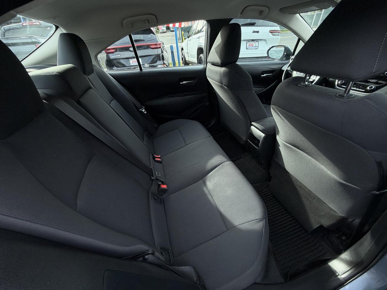 Toyota Corolla LE 2021