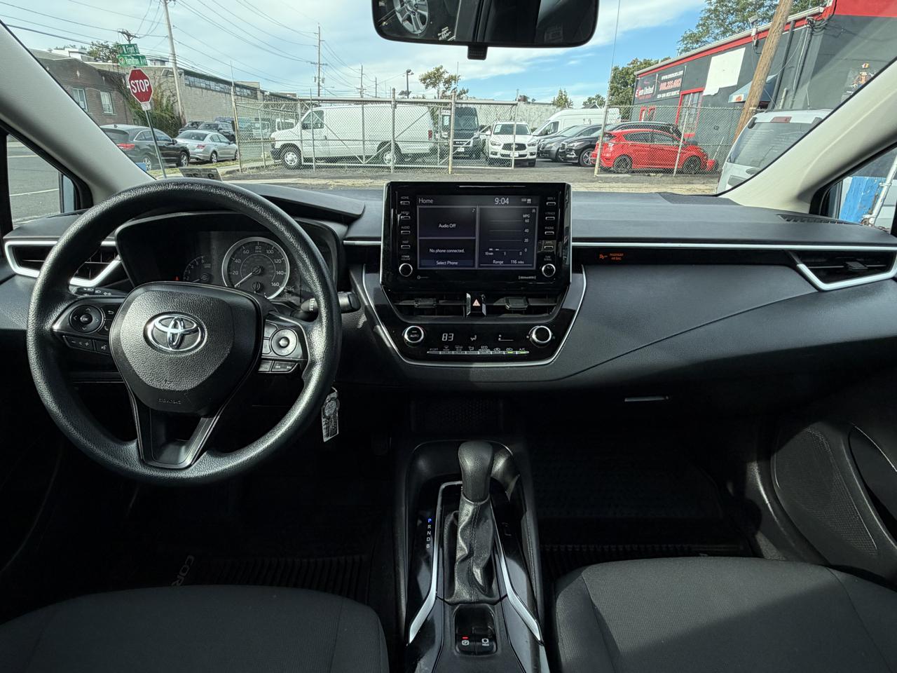 Toyota Corolla LE 2021