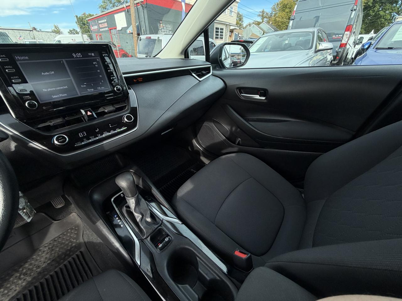 Toyota Corolla LE 2021