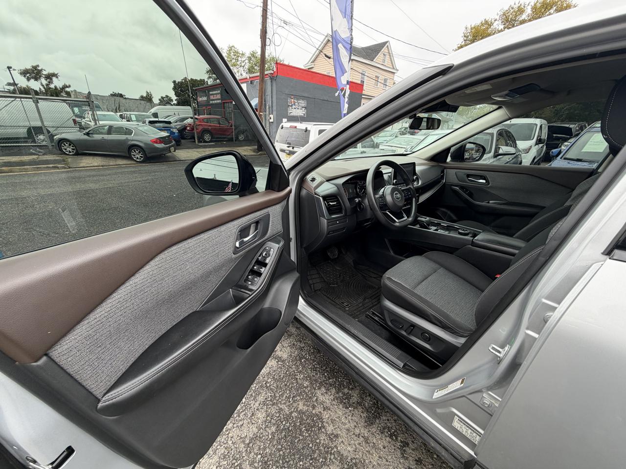 Nissan Rogue SV AWD 2021