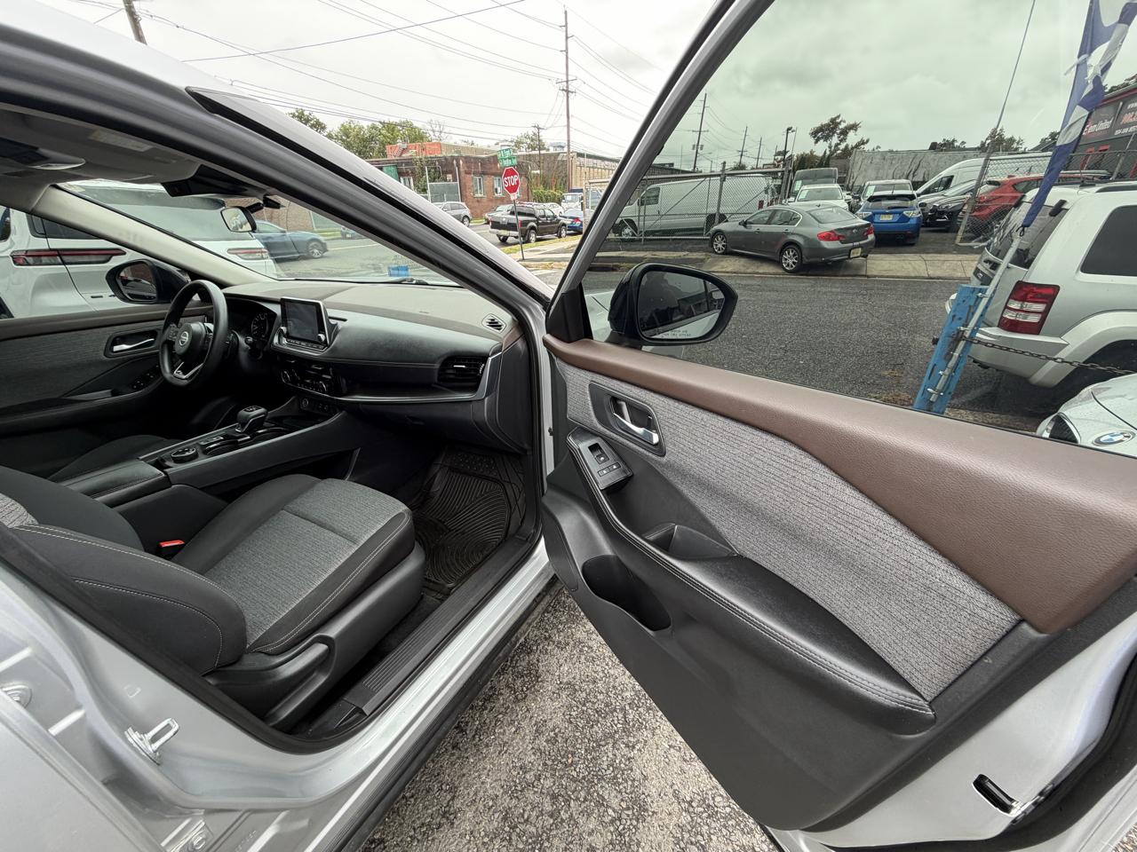 Nissan Rogue SV AWD 2021