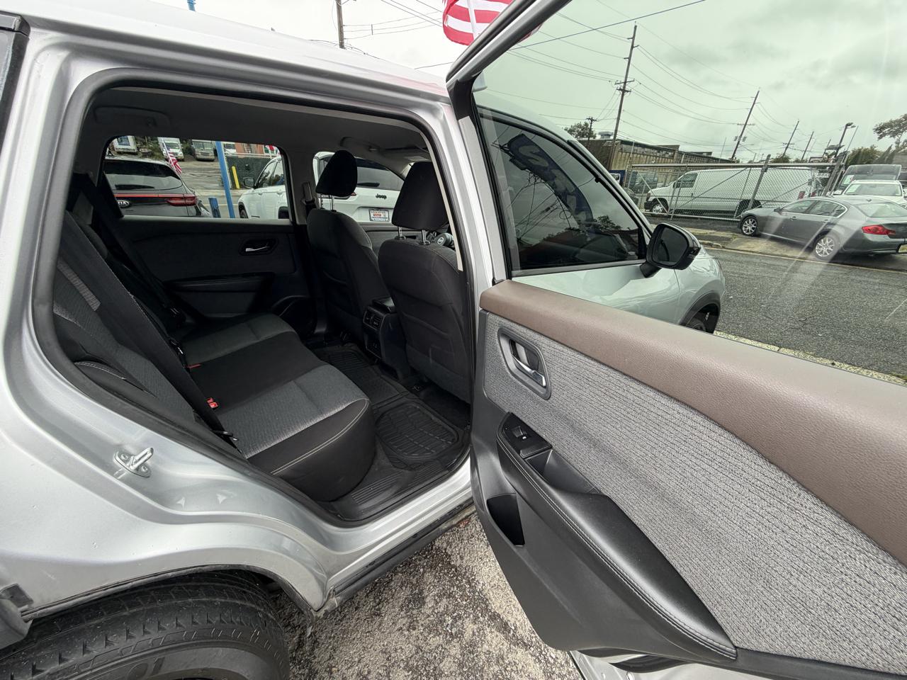 Nissan Rogue SV AWD 2021