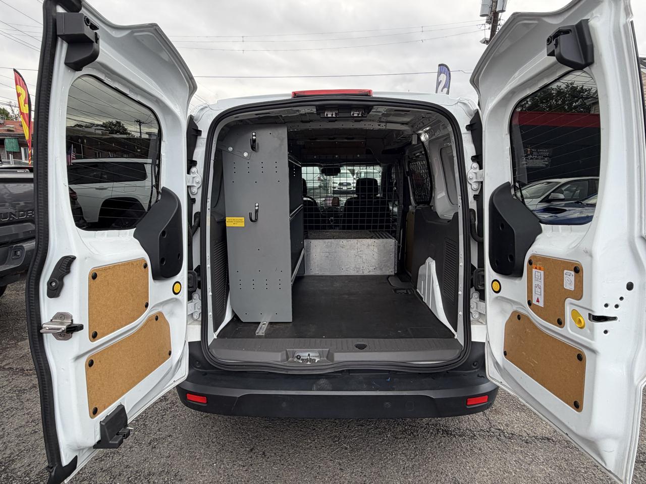 Ford Transit Connect Cargo Van XLT LWB 2023