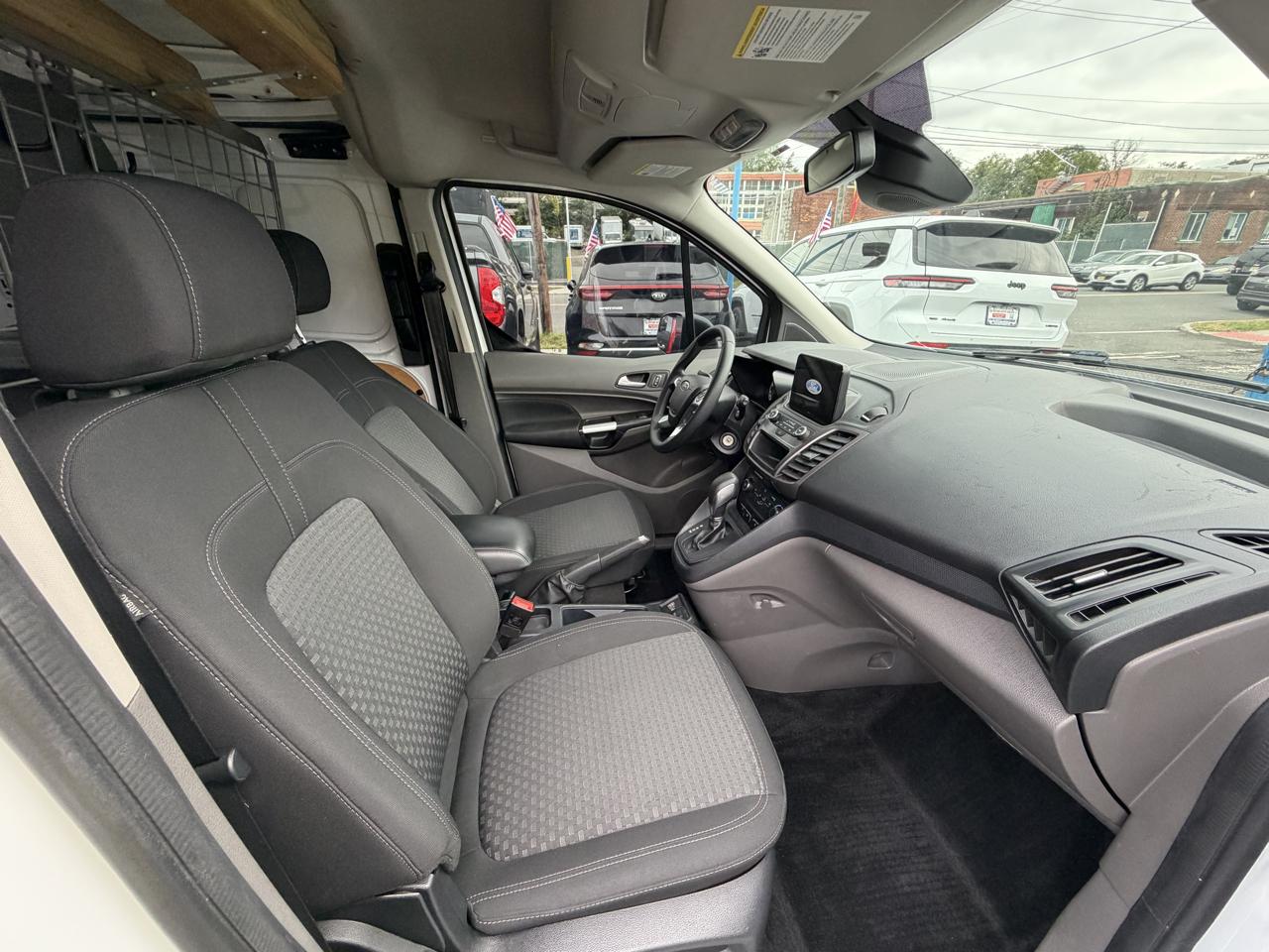 Ford Transit Connect Cargo Van XLT LWB 2023