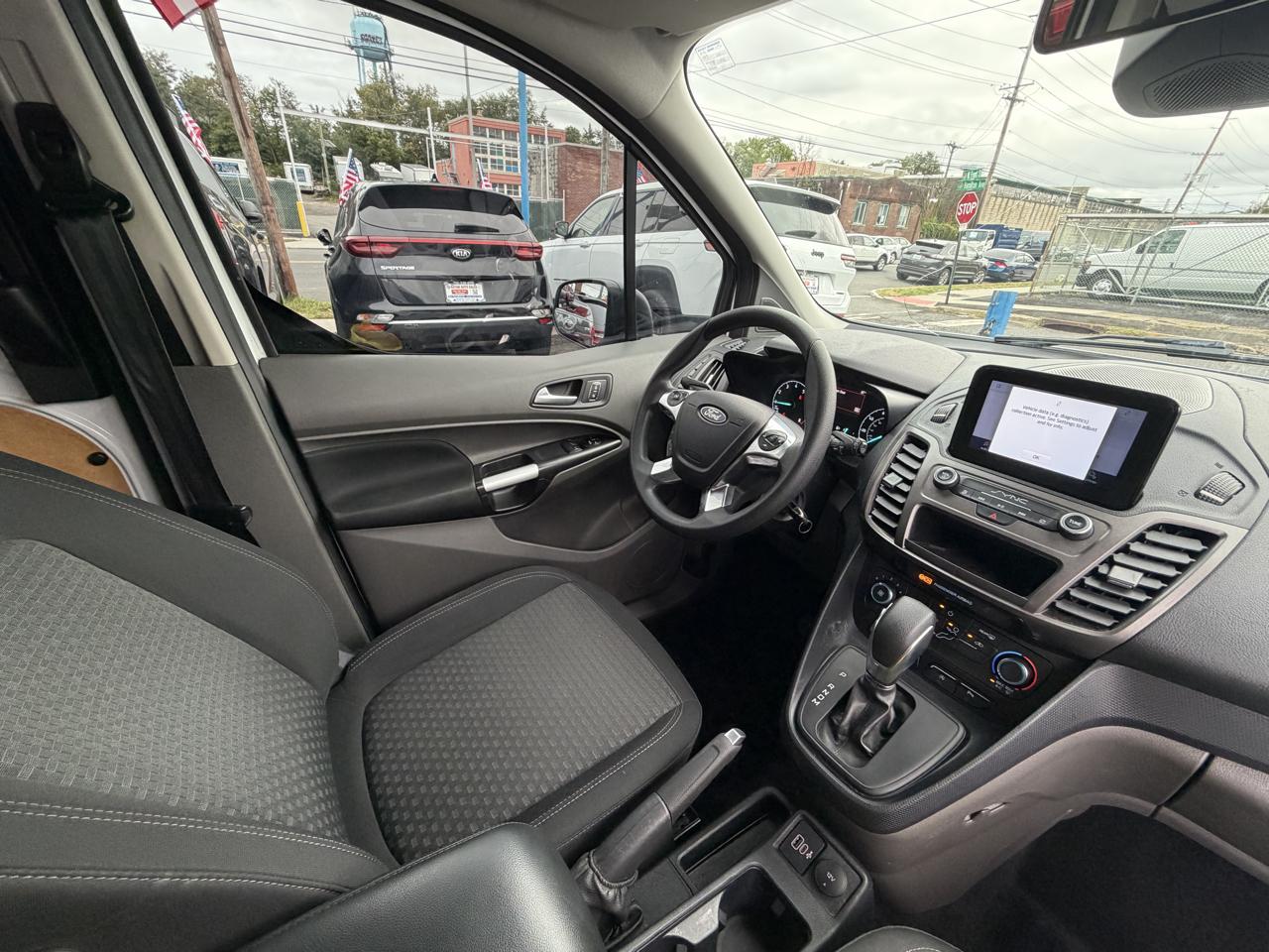 Ford Transit Connect Cargo Van XLT LWB 2023