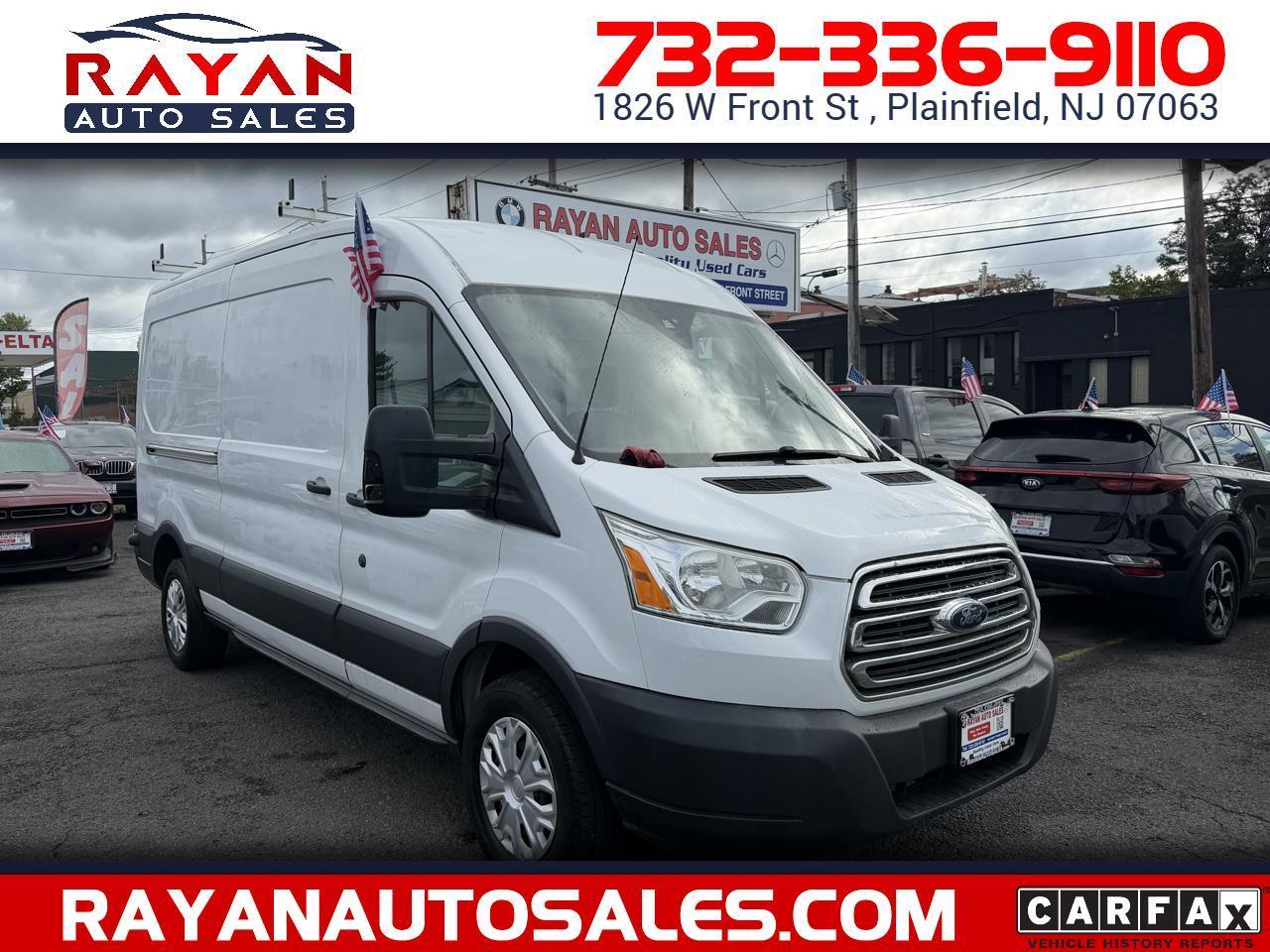 Ford Transit 250 Van Med. Roof w/Sliding Pass. 148-in. WB 2015