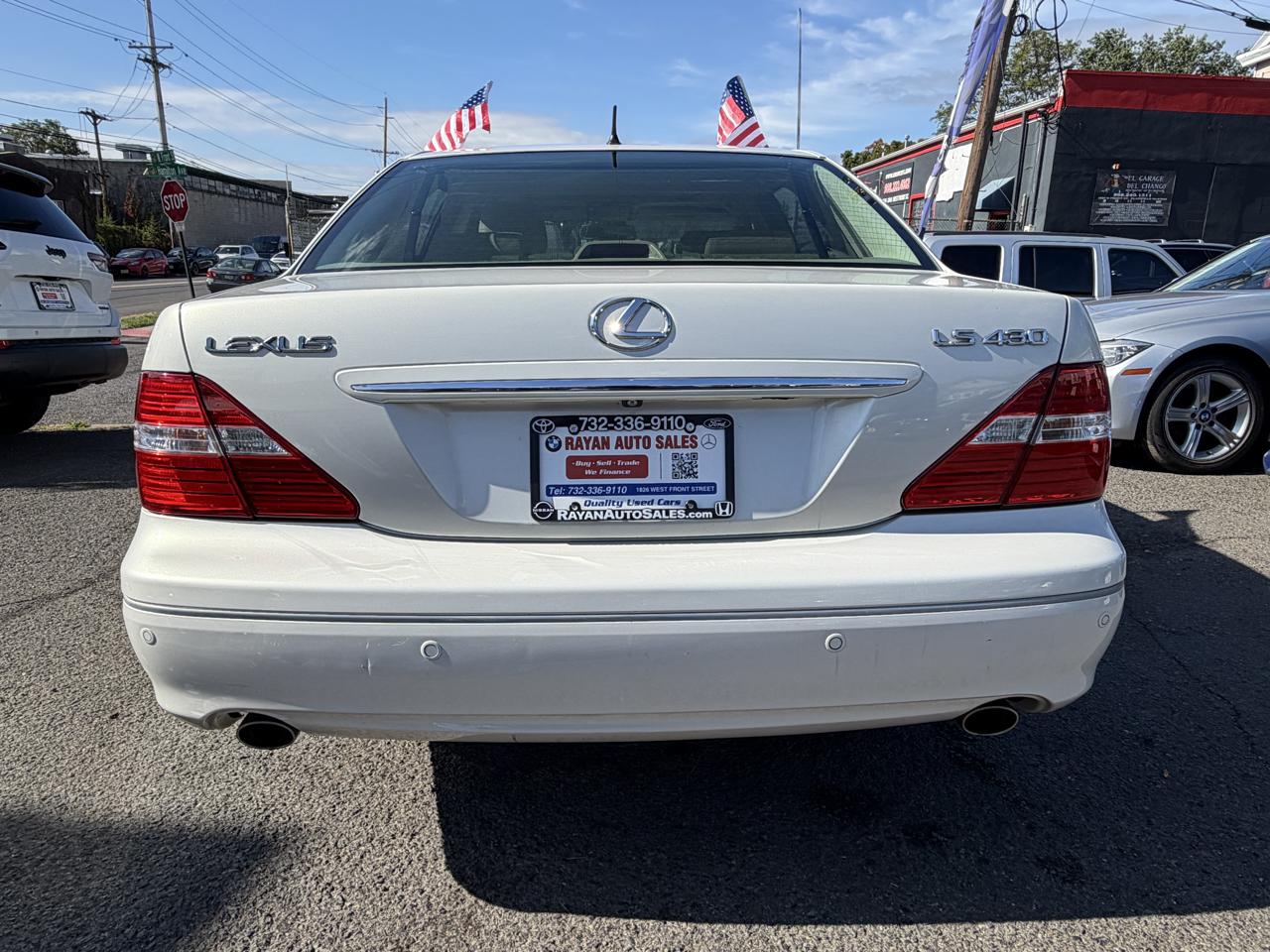 Lexus LS 430 Sedan 2005