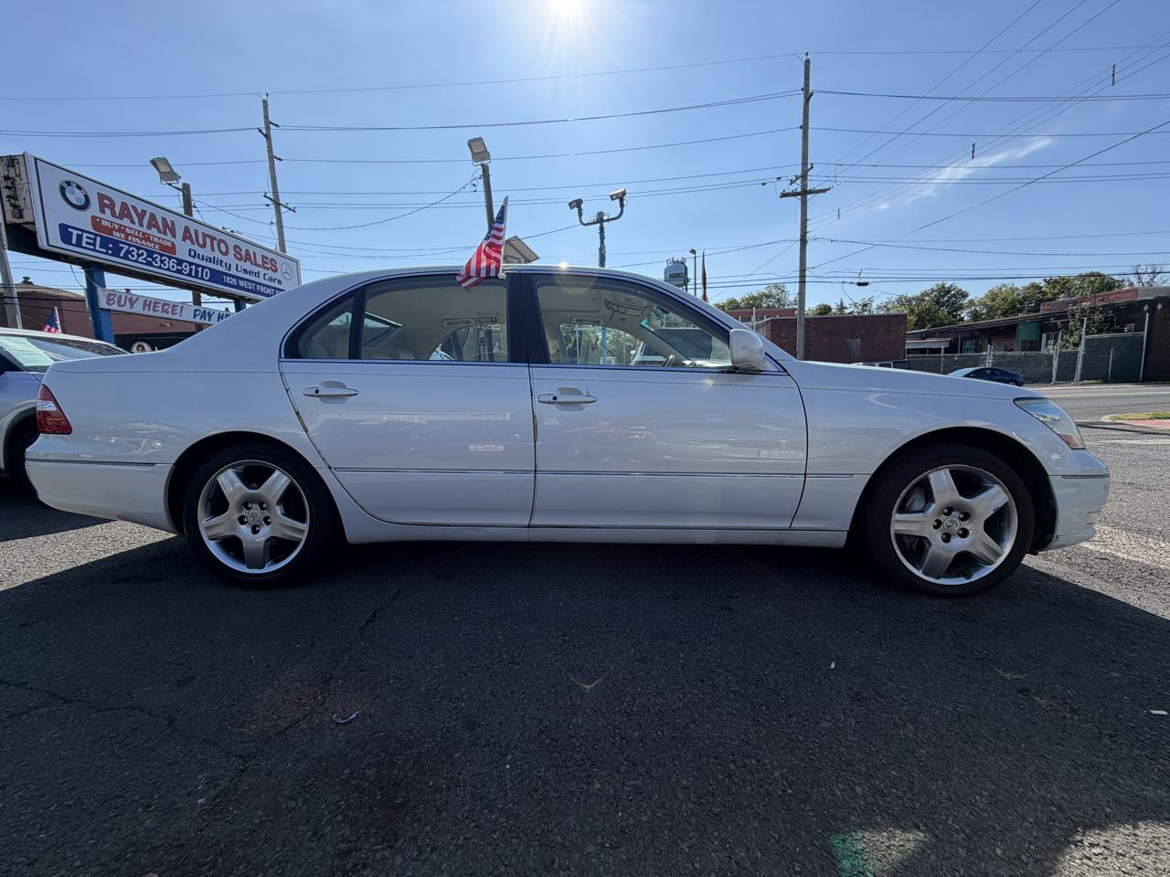 Lexus LS 430 Sedan 2005