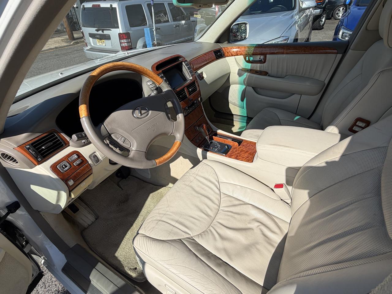 Lexus LS 430 Sedan 2005