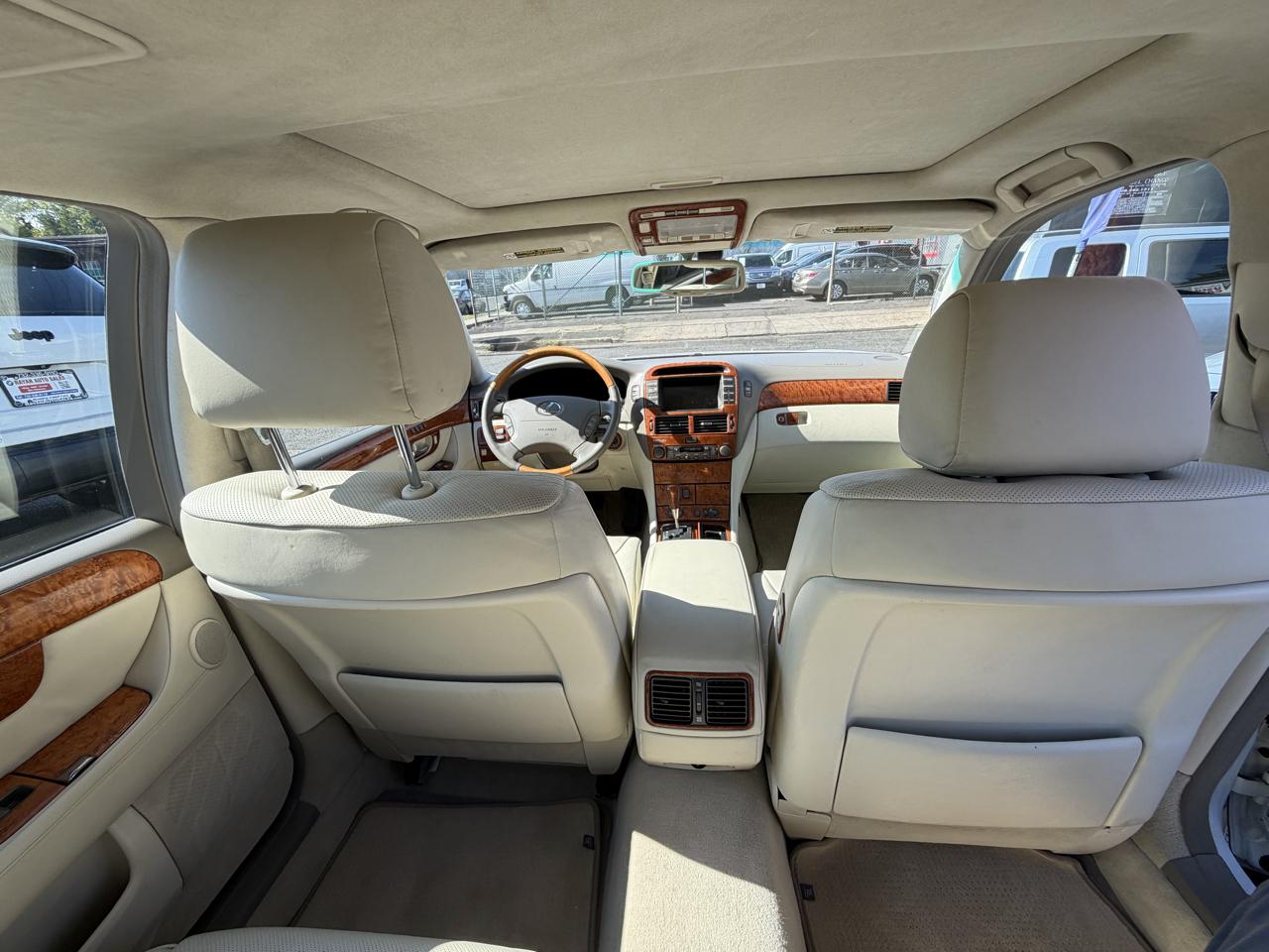 Lexus LS 430 Sedan 2005