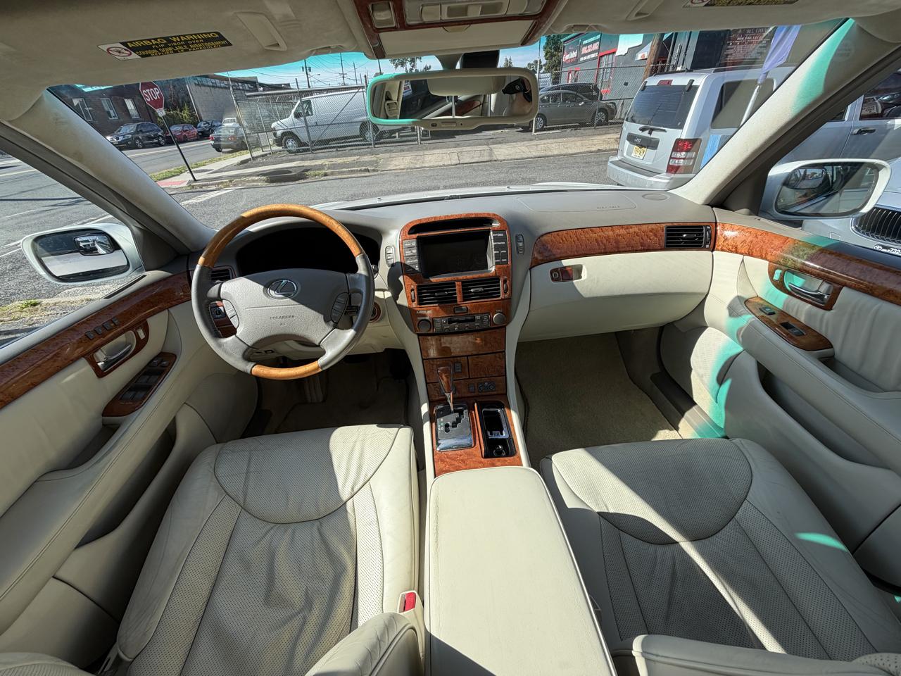 Lexus LS 430 Sedan 2005