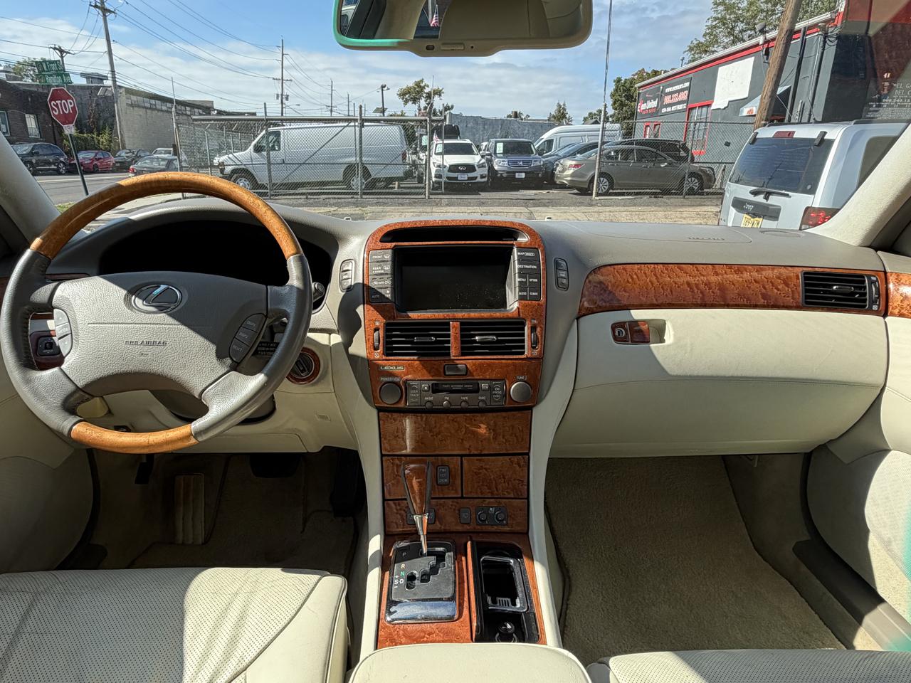 Lexus LS 430 Sedan 2005
