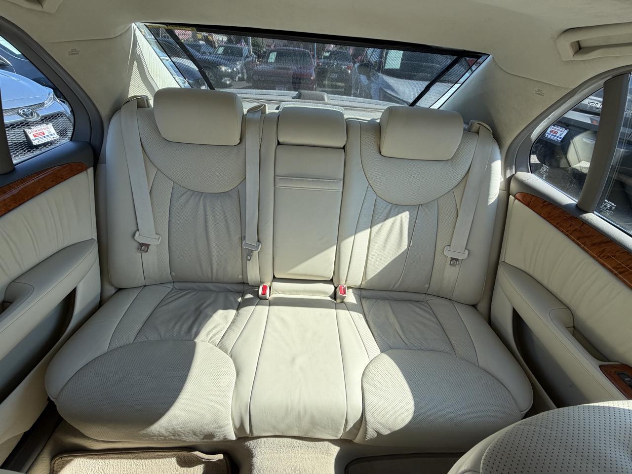 Lexus LS 430 Sedan 2005