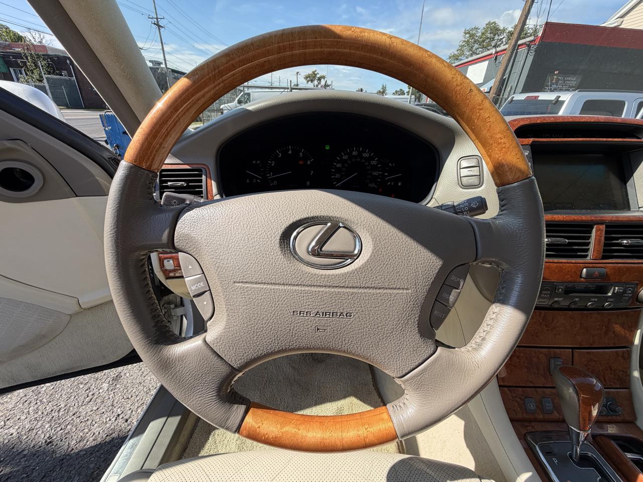 Lexus LS 430 Sedan 2005