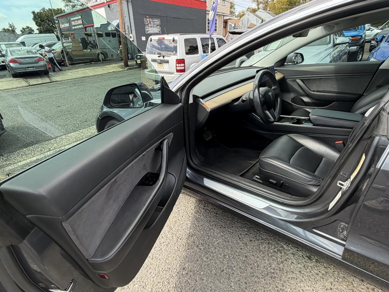 Tesla Model 3 Long Range 2018