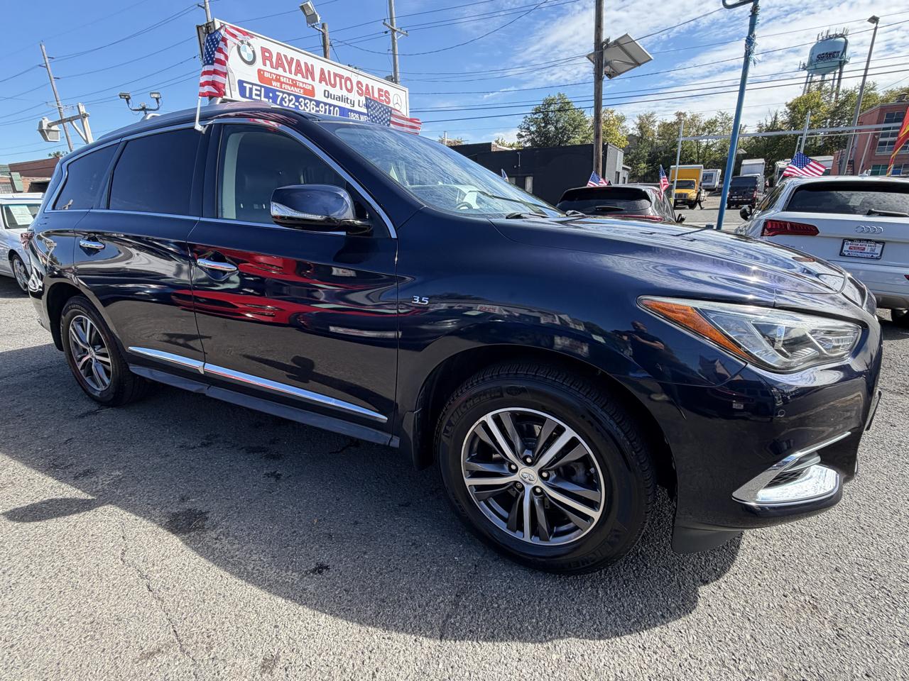 Infiniti QX60 Base AWD 2017