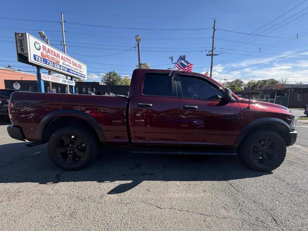 RAM 1500 SLT Quad Cab 4WD 2020