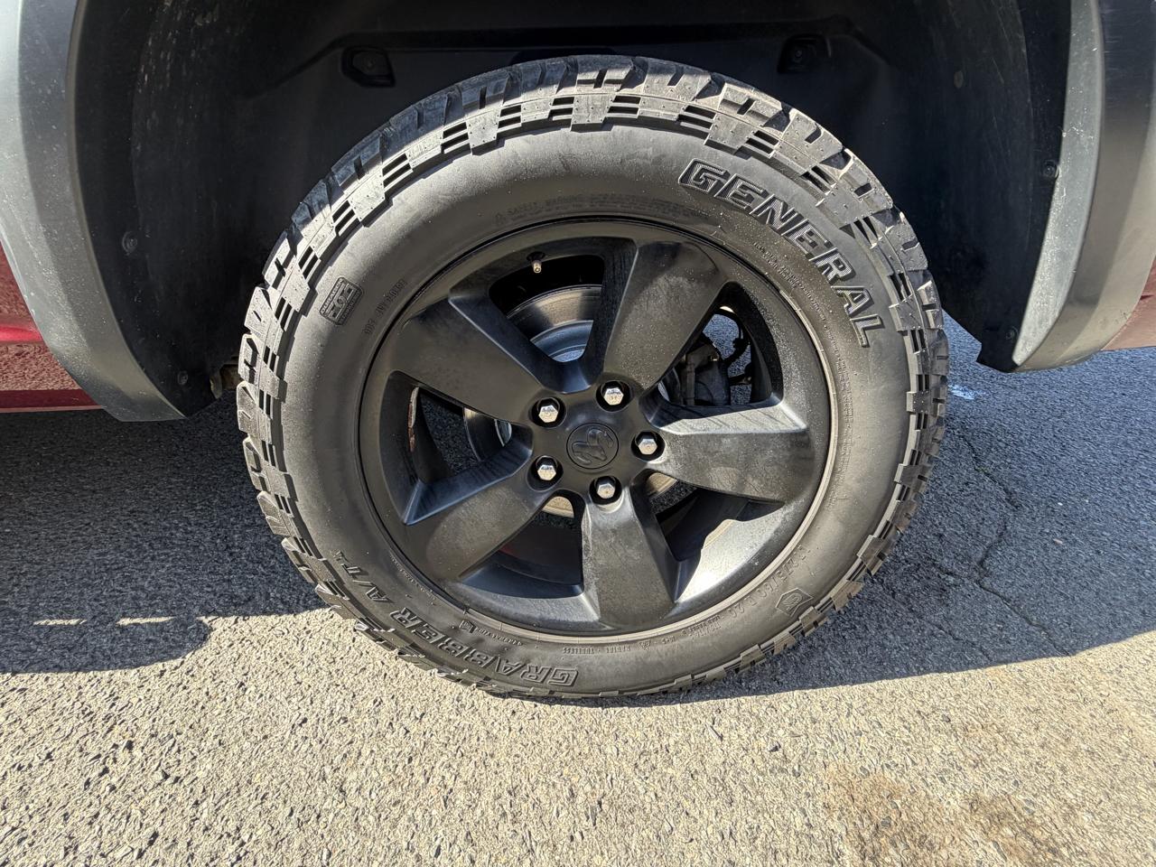 RAM 1500 SLT Quad Cab 4WD 2020
