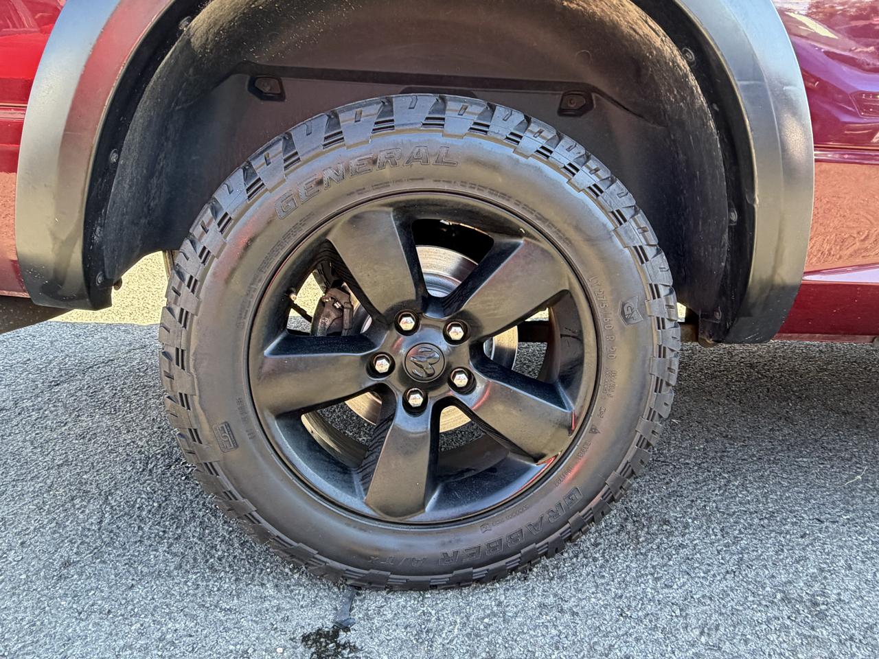RAM 1500 SLT Quad Cab 4WD 2020