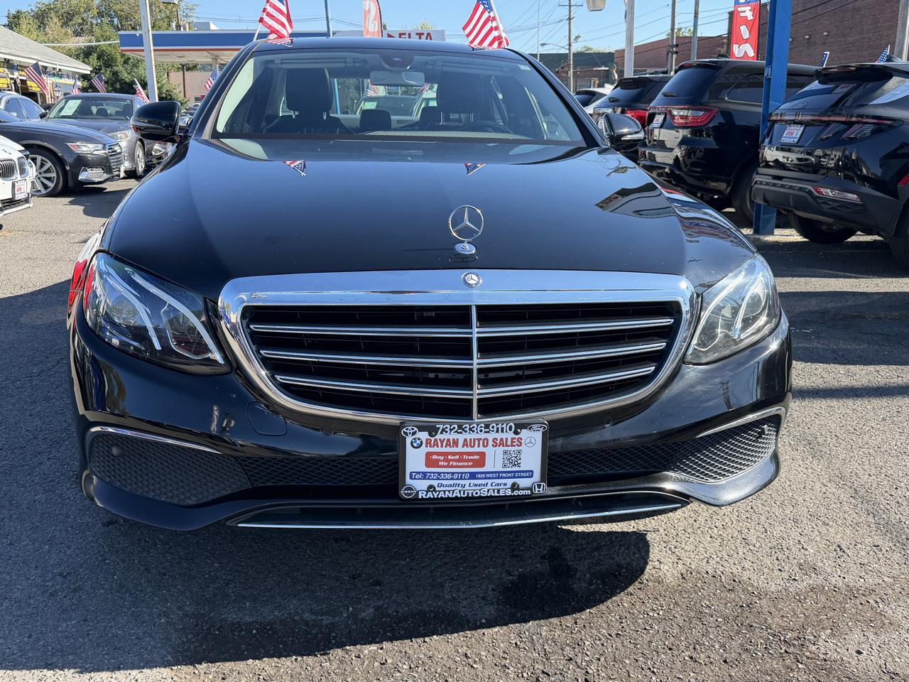 Mercedes-Benz E-Class E300 Luxury 4MATIC Sedan 2017