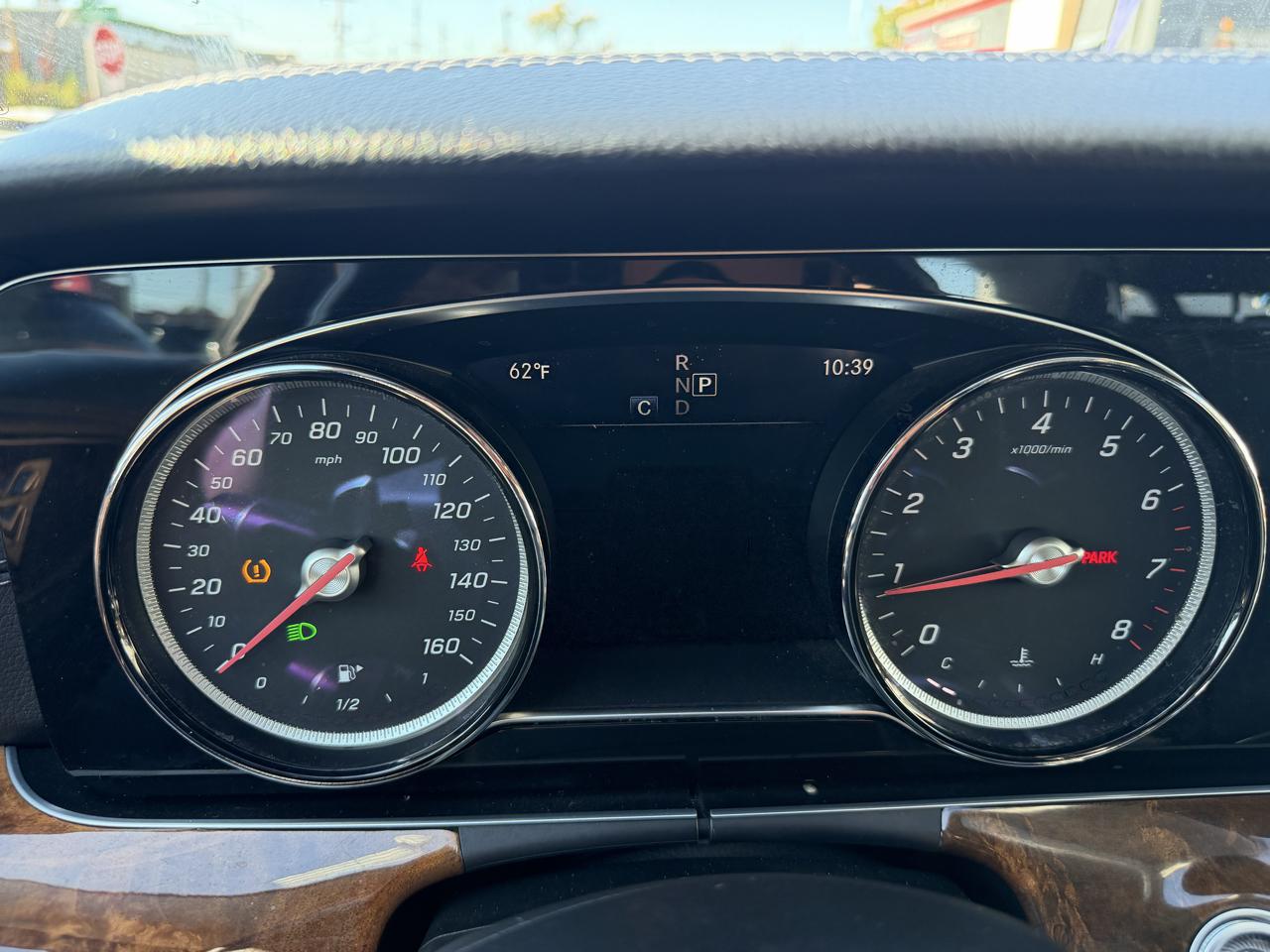 Mercedes-Benz E-Class E300 Luxury 4MATIC Sedan 2017