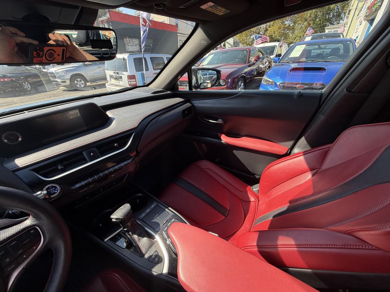 Lexus UX 250h F SPORT 2019