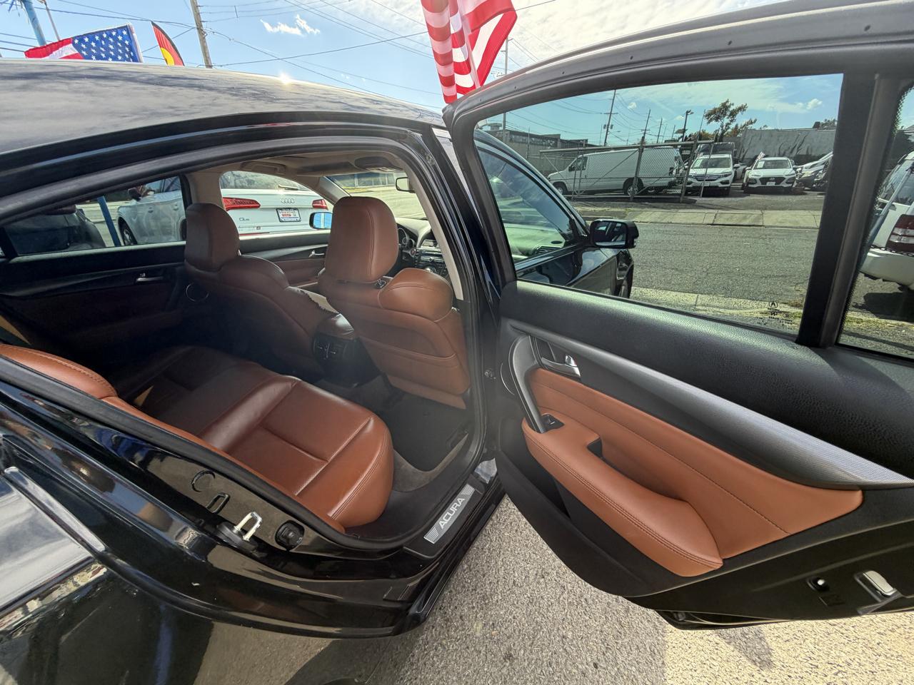 Acura TL 6-Speed AT SH-AWD with Tech Package and HPT 2014