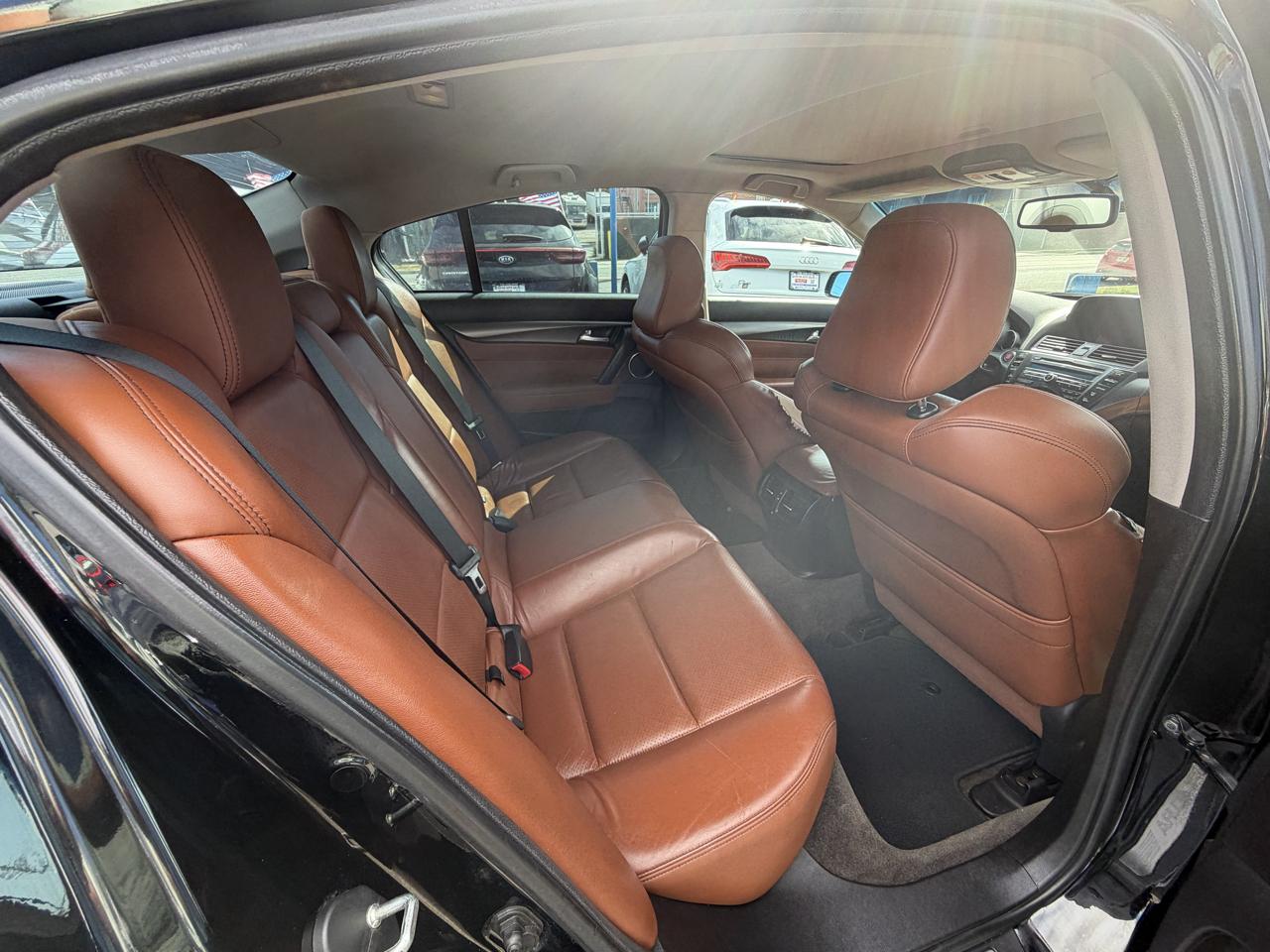 Acura TL 6-Speed AT SH-AWD with Tech Package and HPT 2014
