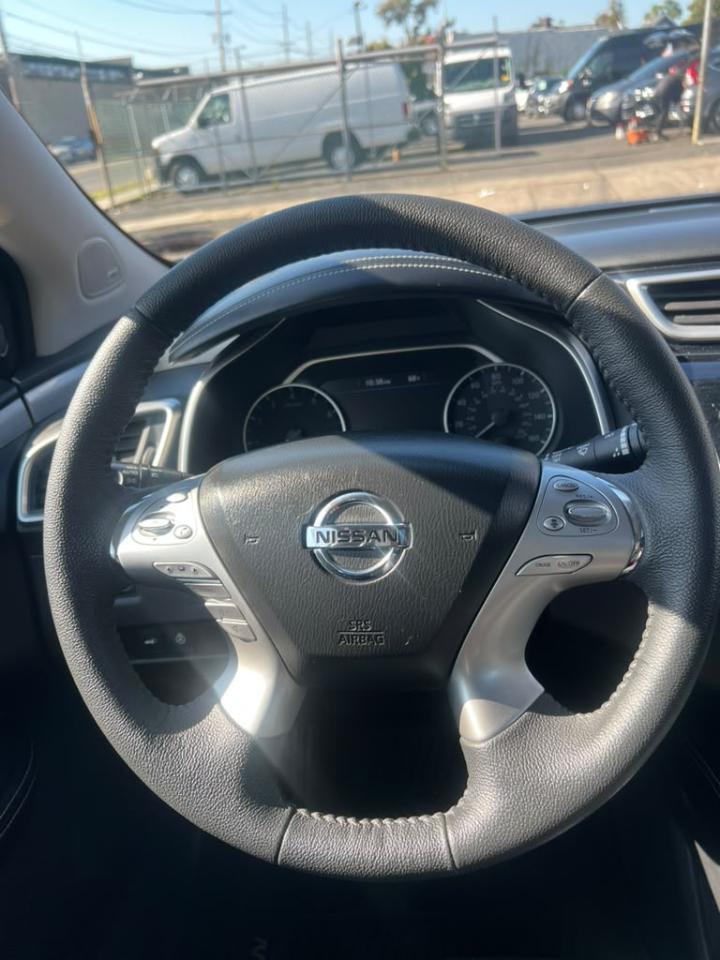 Nissan Murano SV AWD 2015