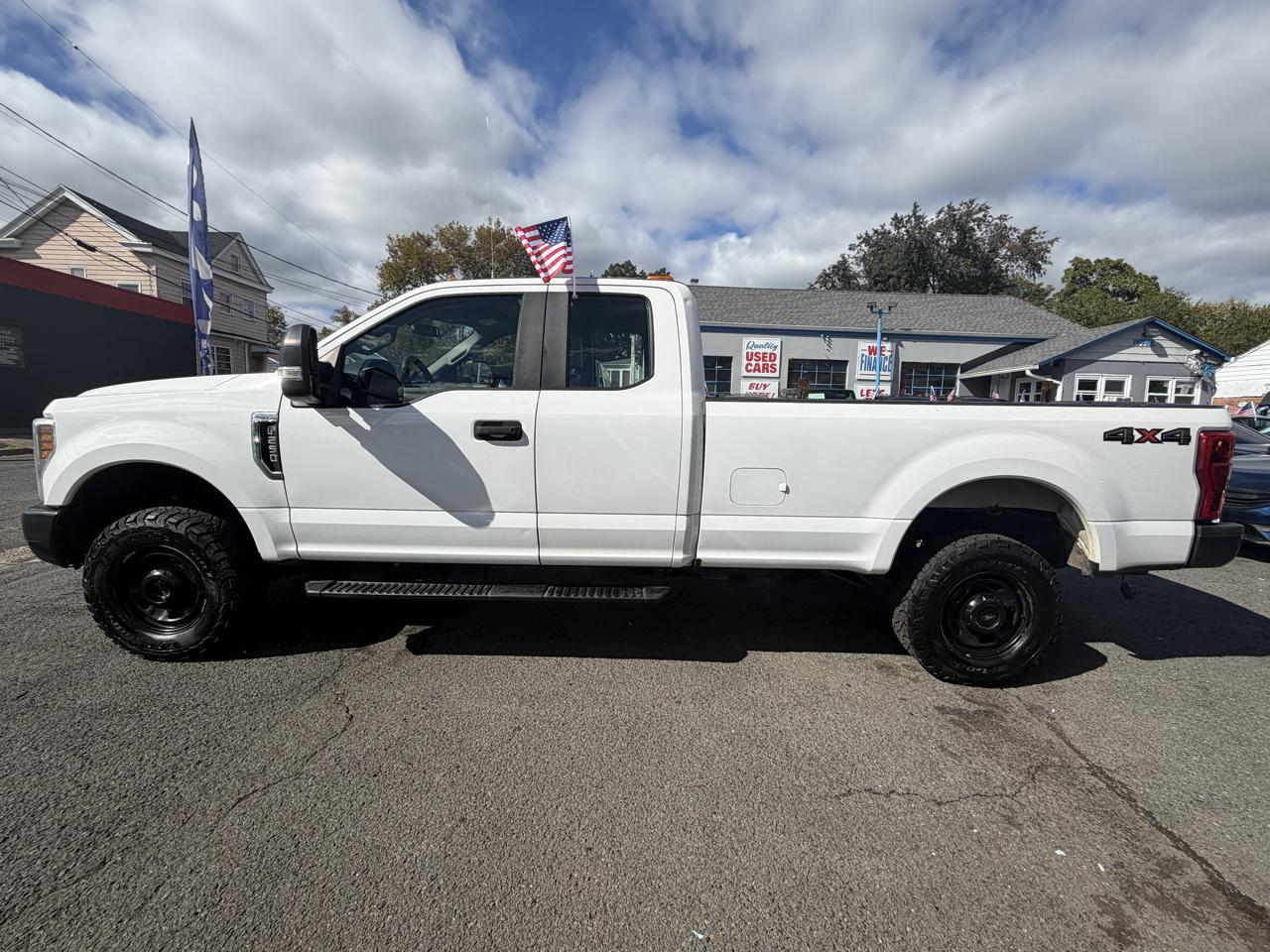 Ford F-250 SD XLT SuperCab Long Bed 4WD 2019